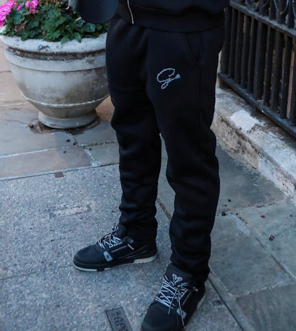Gratior Essential Black Joggers